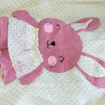 Set 2 món gối chăn xô muslin cho bé Thỏ Hồng Bunny 10 DSCF1454 copy copy