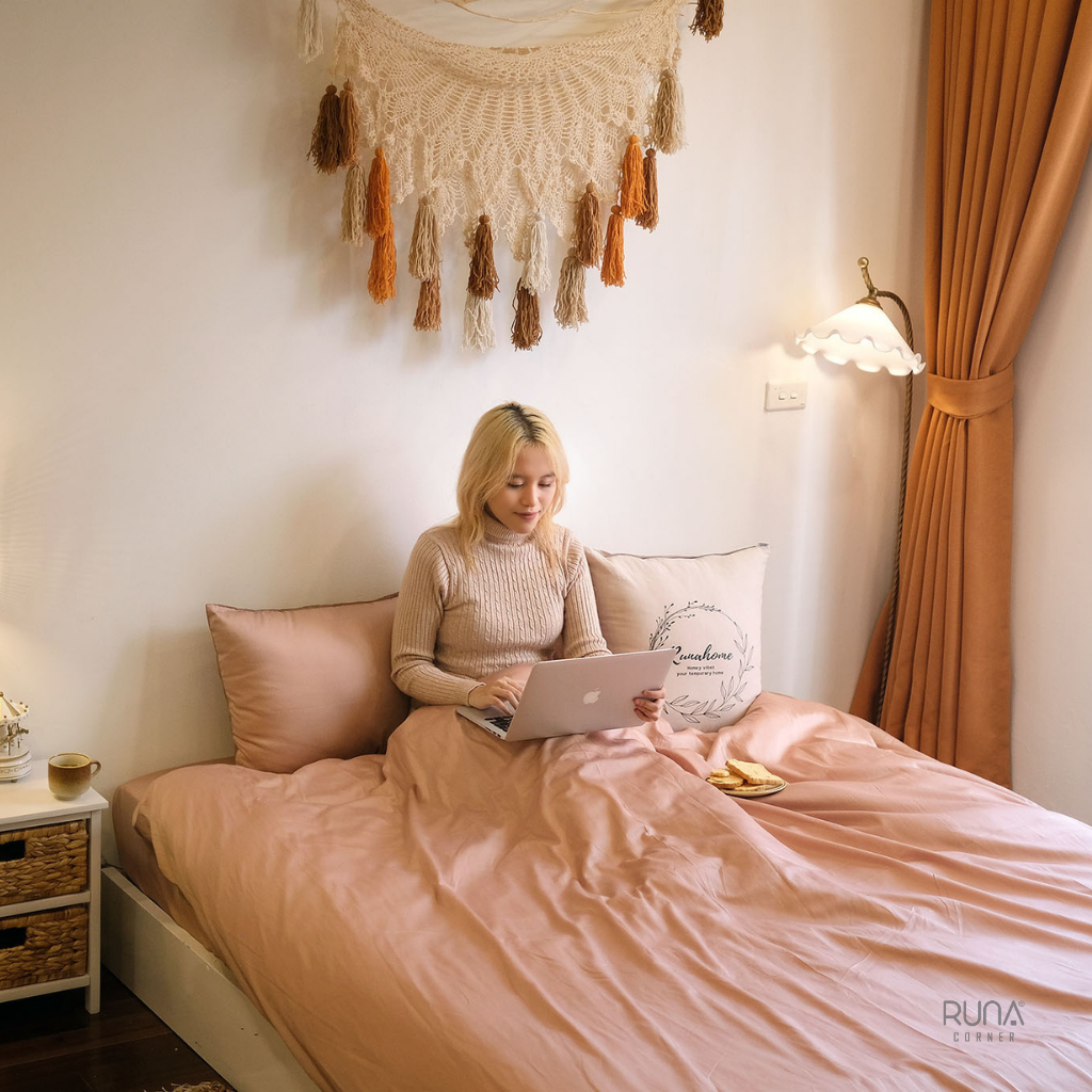 Bộ chăn ga gối Satin 4 món màu Dusty Rose 4 Bộ chăn ga gối Satin 4 món màu Dusty Rose
