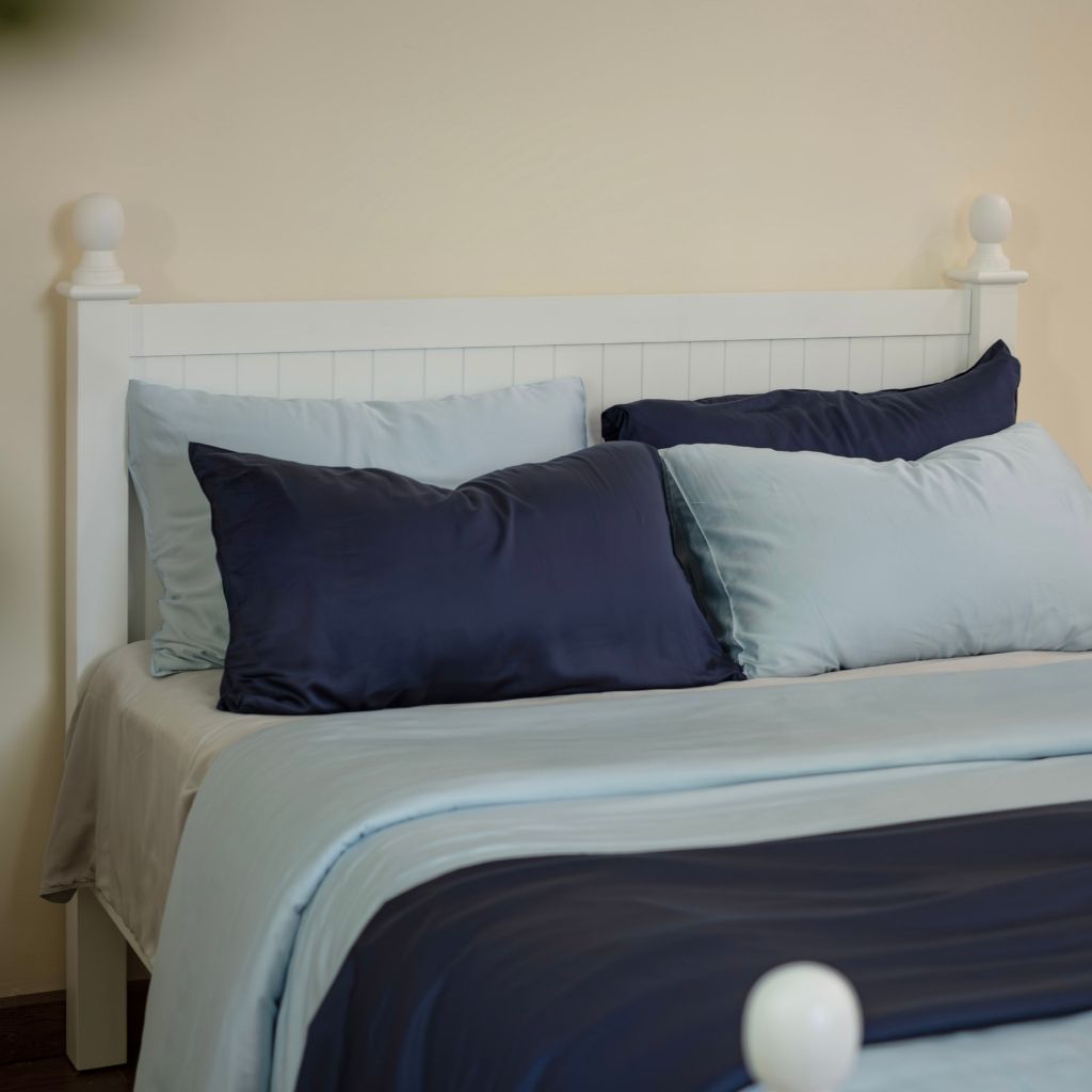 Bộ chăn ga gối Bamboo 4 món màu Navy 7 Bộ chăn ga gối Bamboo 4 món màu Navy - Ảnh 7